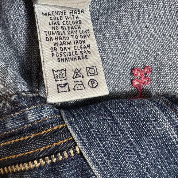 Lilly Pulitzer Denim Mini Skirt with Embroidered Pink Whales Size 4 Beach - Picture 2 of 12